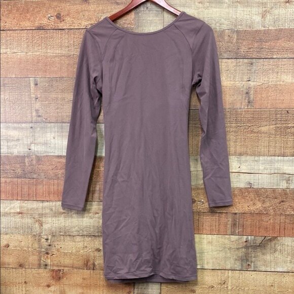 Lululemon Contour Dress Nulu NWT Size 8 - Picture 2 of 6